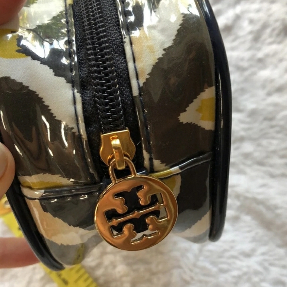 Tory Burch Cosmetic Bag - Picture 5 of 7